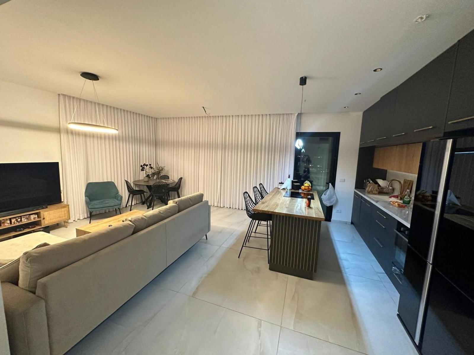 Red Sea View Penthouse Apartment Eilat